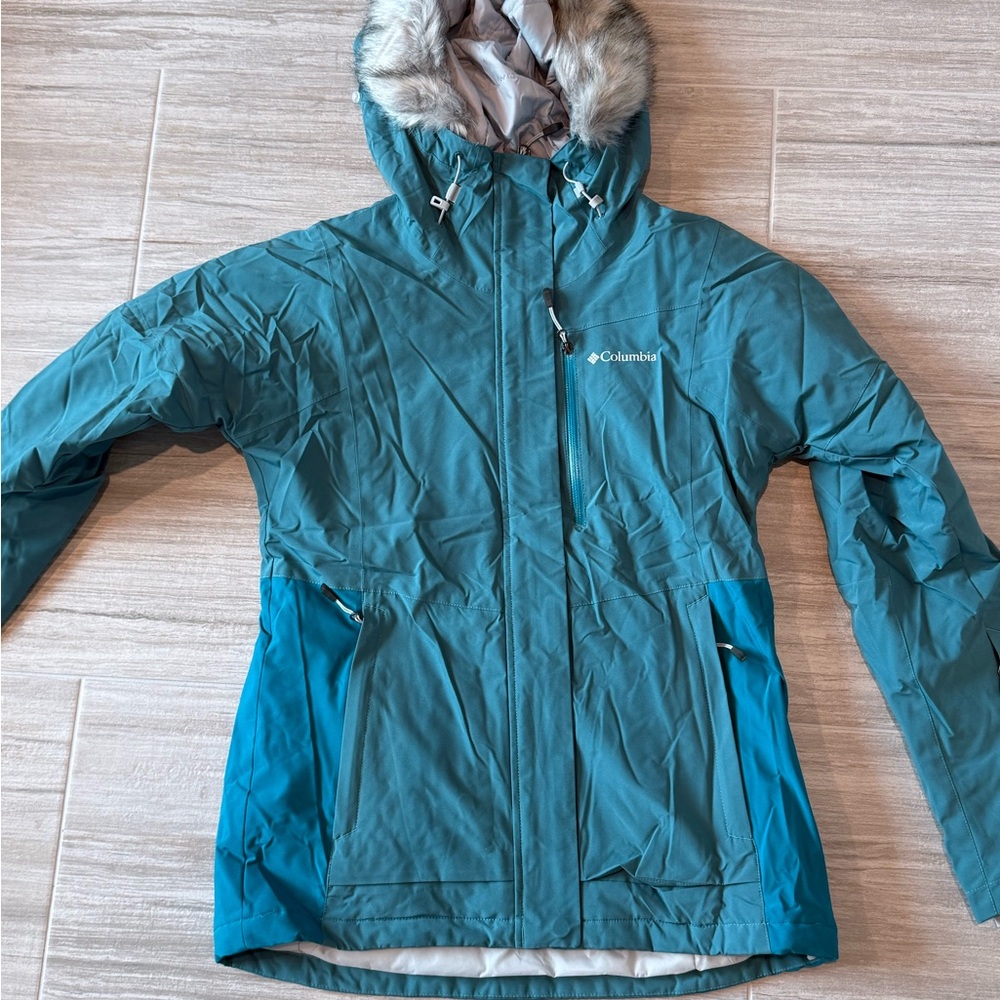 Columbia Turquoise Sportswear Ski Jacket with Omni heat